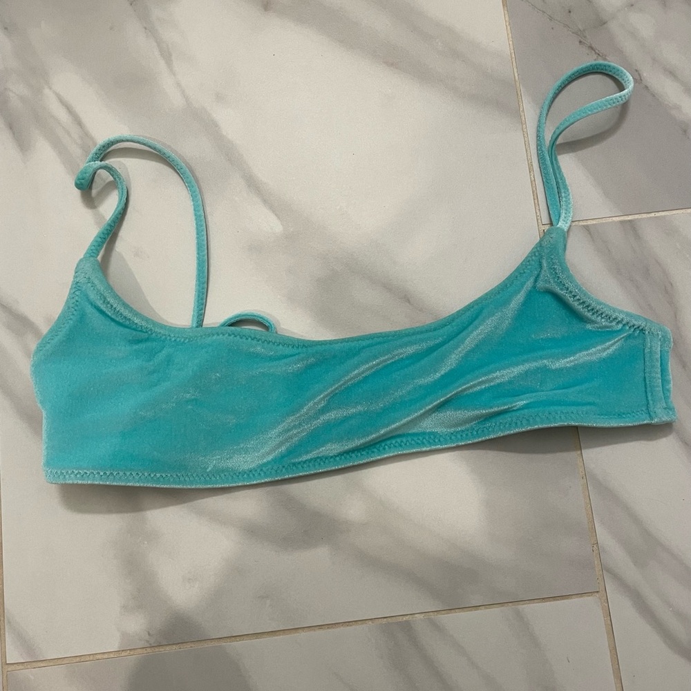 Triangl bikini top